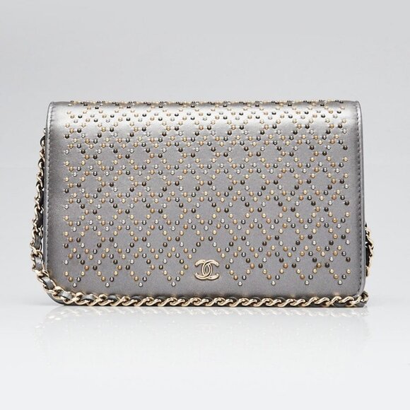 Chanel Silver Studded Lambskin Leather WOC Clutch Bag - Picture 2 of 12